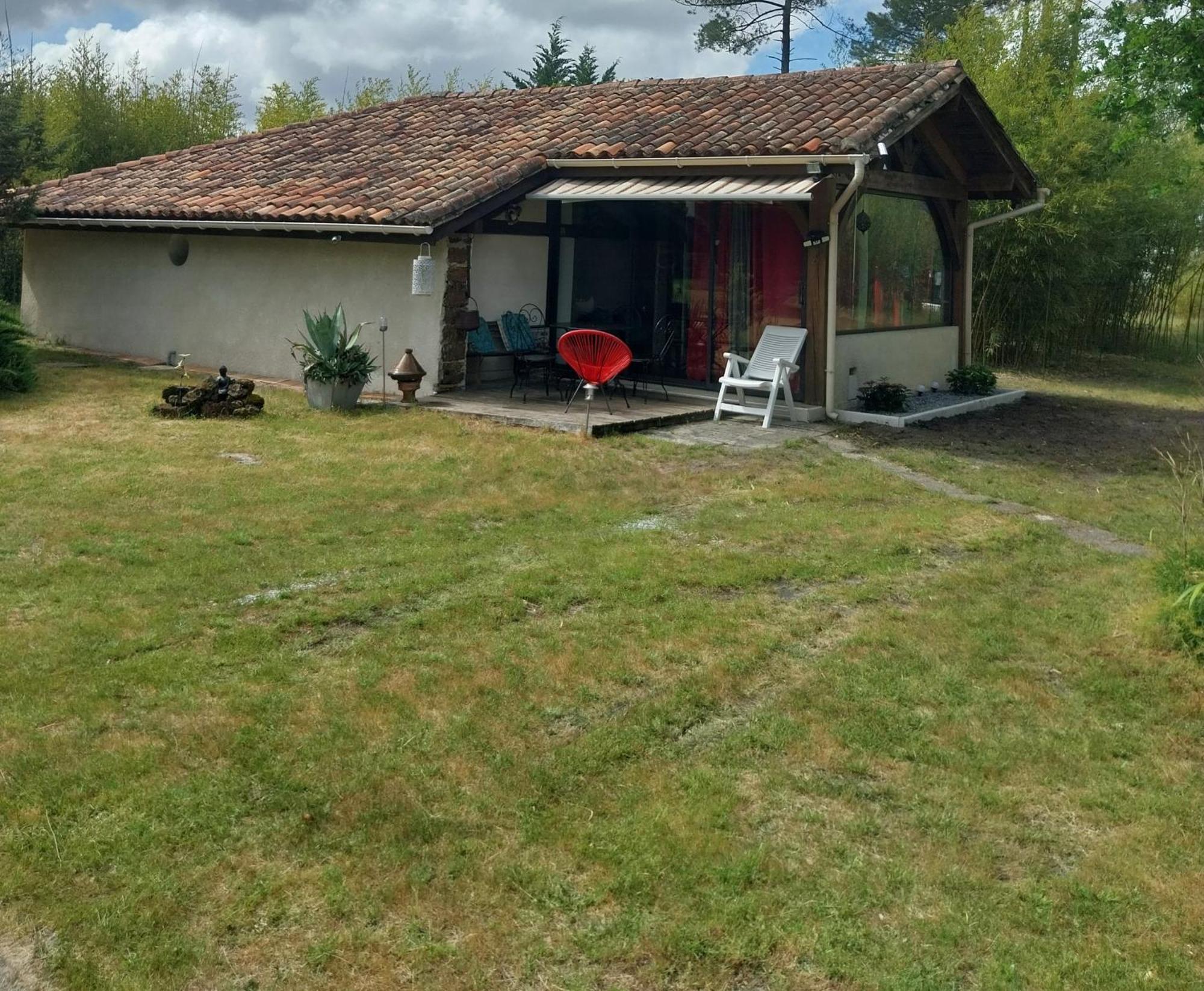 Maison Confortable Avec Terrasse En Bois Au Calme Sans Vis A Vis , 2 Chambres, Sur Un Parc De 4000M2 Arbore Et Clos Pissos Exterior foto
